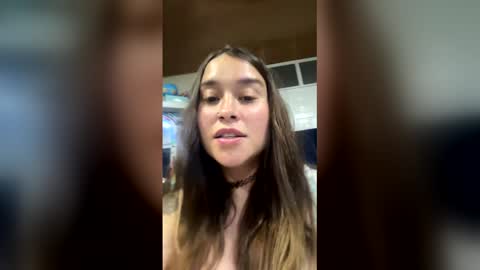 Snapshot of kloelamaravilla18 chatting on March 12, 2026, 4:07 am kloelamaravilla18 online show from March 12, 2026, 4:07 am