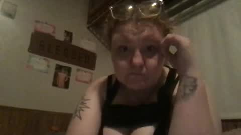 kmarie1196 online show from May 28, 2026, 5:38 am