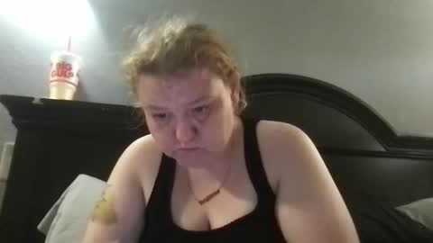 kmarie1196 online show from June 5, 2026, 11:38 am