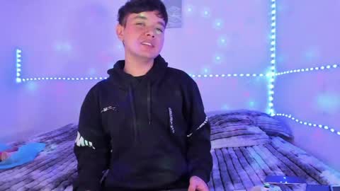 Snapshot of kody_sexy chatting on April 23, 2026, 10:12 pm kody_sexy online show from April 23, 2026, 10:12 pm