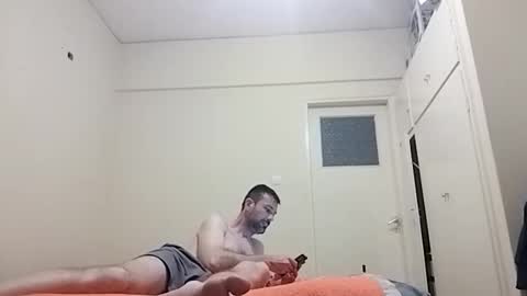 kopepe251664 online show from April 26, 2026, 7:00 pm