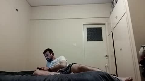 kopepe251664 online show from May 5, 2026, 7:11 pm