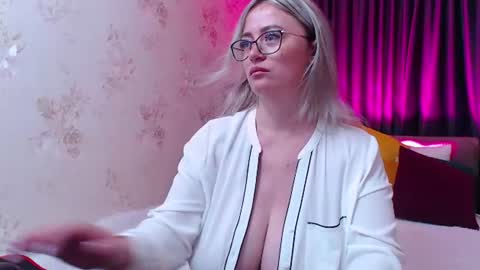 Kriss online show from June 29, 2026, 1:22 pm