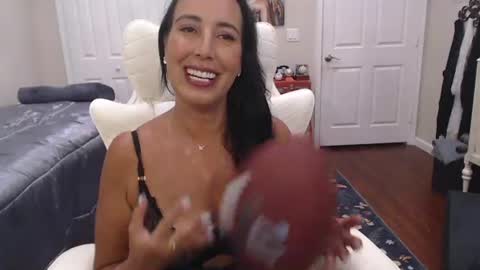 Krissy online show from August 4, 2026, 11:51 pm