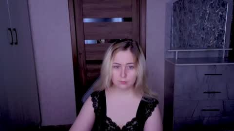 Kristy online show from June 27, 2026, 11:54 pm