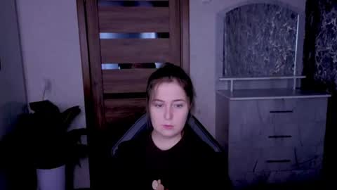 Kristy online show from July 4, 2026, 9:32 pm