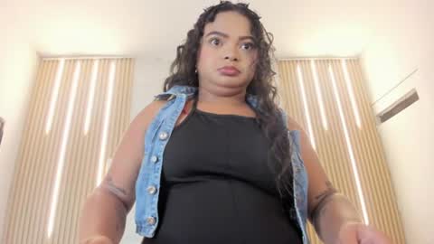 Snapshot of kyliee_moore_ chatting on June 24, 2026, 5:50 am kyliee online show from June 24, 2026, 5:50 am