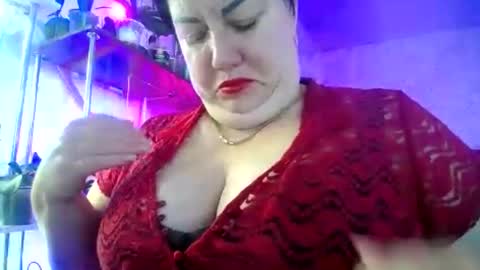 Snapshot of lady_gloria chatting on July 17, 2026, 5:47 am Lady Gloria online show from July 17, 2026, 5:47 am