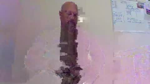 ladywoodlover online show from January 6, 2026, 4:05 am