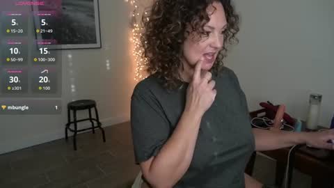 Snapshot of lamarquesathelion chatting on June 24, 2026, 12:31 am La Marquesa online show from June 24, 2026, 12:31 am