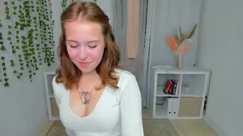 Lana online show from June 26, 2026, 3:27 pm