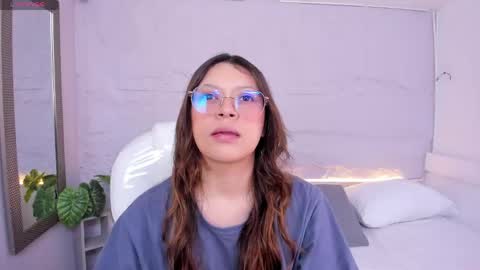 Lanna online show from May 16, 2026, 11:31 am