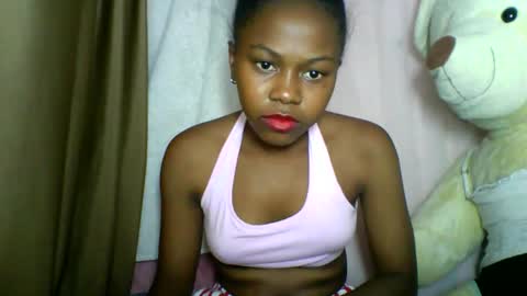 lara_belle online show from May 5, 2026, 5:37 am