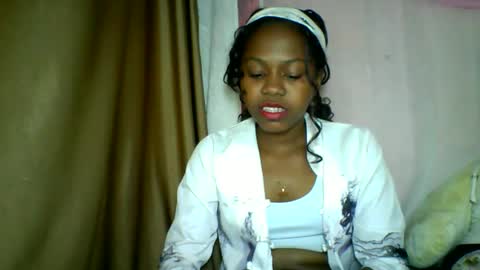 lara_belle online show from May 9, 2026, 9:53 pm