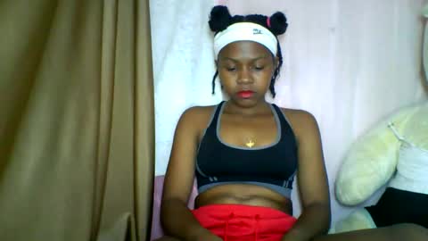 lara_belle online show from May 13, 2026, 8:55 am