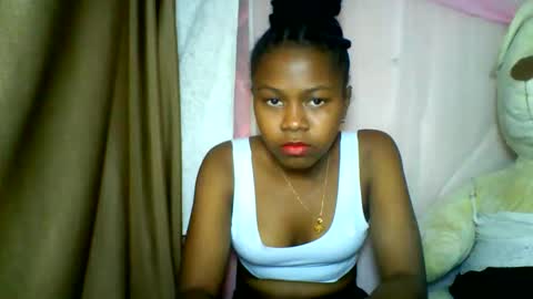 lara_belle online show from May 20, 2026, 2:34 pm