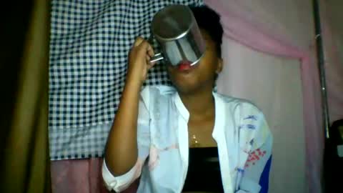 lara_belle online show from July 11, 2026, 3:59 pm