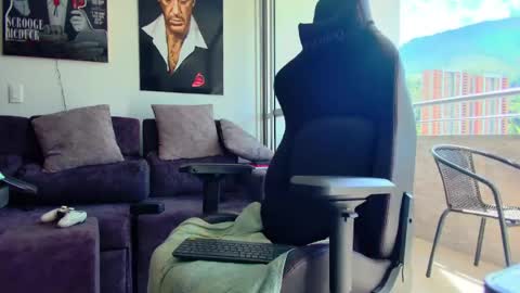 Snapshot of latin_couple77 chatting on June 21, 2026, 7:27 pm Sara y Andy online show from June 21, 2026, 7:27 pm