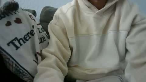 Snapshot of latincouple2023 chatting on November 11, 2025, 3:12 pm latincouple2023 online show from November 11, 2025, 3:12 pm