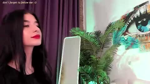 Laura online show from July 24, 2026, 9:57 pm