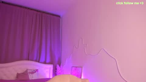 Laura online show from July 31, 2026, 8:41 pm