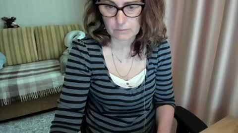 Snapshot of lauraoven1 chatting on May 29, 2026, 7:17 am Lauraoven1 online show from May 29, 2026, 7:17 am