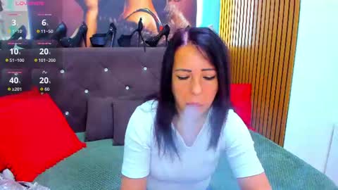Laura online show from July 2, 2026, 3:17 am