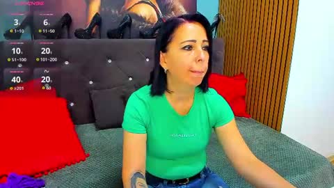 Laura online show from July 17, 2026, 3:35 am