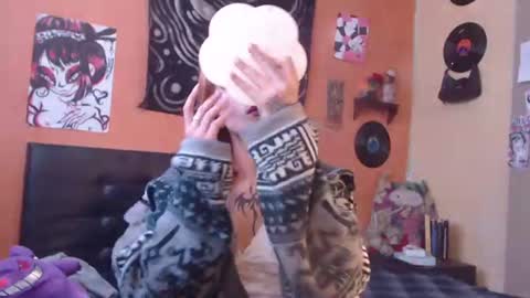 layla_quinn online show from July 14, 2026, 2:56 pm