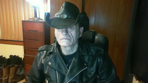 leathergreaser online show from July 2, 2026, 8:04 pm