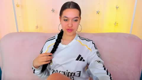 leiawow online show from June 3, 2026, 1:52 am