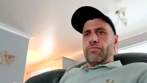 leightimmins001 online show from June 1, 2026, 7:04 pm