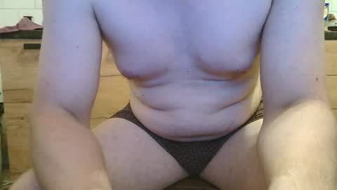 Snapshot of leila472952 chatting on August 4, 2026, 8:44 pm Sergey online show from August 4, 2026, 8:44 pm