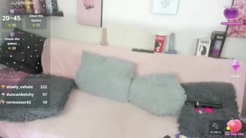 lele_699 online show from June 25, 2026, 6:18 am