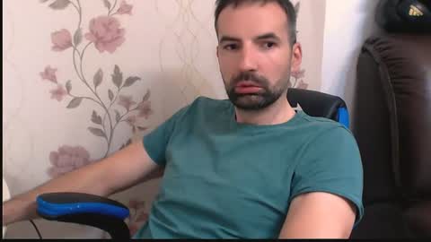 Snapshot of leo_gianni chatting on June 15, 2026, 9:55 am Leo Gianni online show from June 15, 2026, 9:55 am