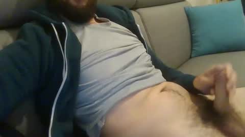 leoneleo online show from May 16, 2026, 4:06 pm