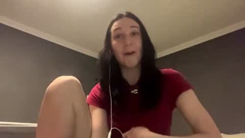 Bella online show from July 8, 2026, 7:18 pm