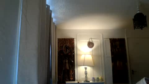 Snapshot of lescarpinter chatting on August 7, 2026, 5:48 pm lescarpinter online show from August 7, 2026, 5:48 pm