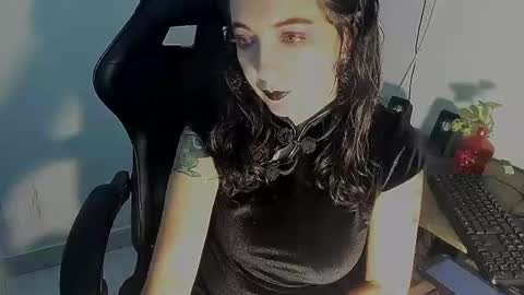 lestatdlion online show from July 8, 2026, 10:53 am