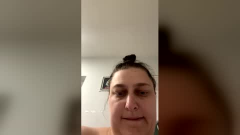 SoloAfterDark online show from May 16, 2026, 12:40 am