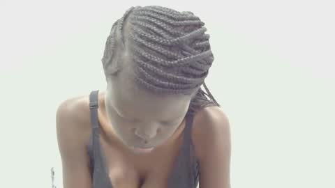 Snapshot of leylani69 chatting on May 3, 2026, 7:47 am laylani69 online show from May 3, 2026, 7:47 am
