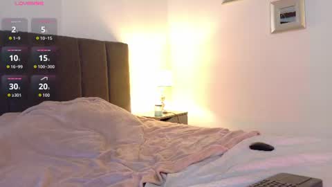 Lia online show from August 3, 2026, 10:24 pm