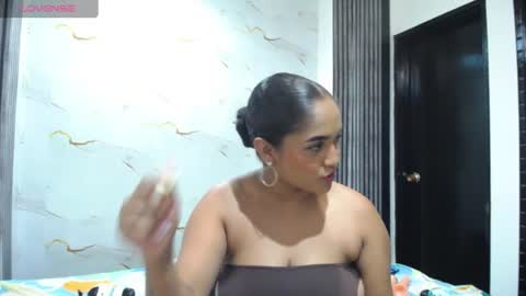 liaa_cams online show from July 2, 2026, 3:23 am
