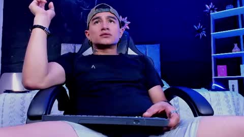 LiamDeep online show from June 22, 2026, 7:55 pm