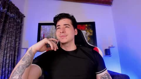liamwyatt_ online show from May 27, 2026, 3:36 am