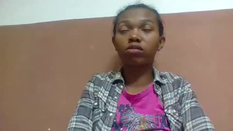 liaraisha online show from July 12, 2026, 2:52 pm