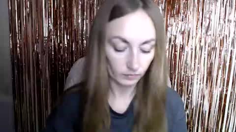 Snapshot of liasais_ chatting on July 14, 2026, 12:44 pm Lia online show from July 14, 2026, 12:44 pm