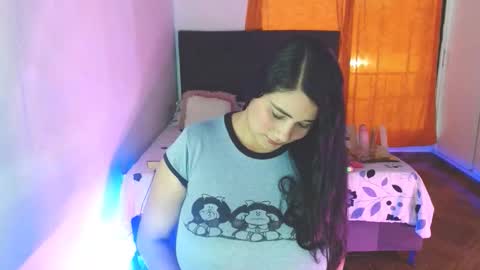 Snapshot of licy_klein chatting on June 6, 2026, 11:09 pm Isa online show from June 6, 2026, 11:09 pm