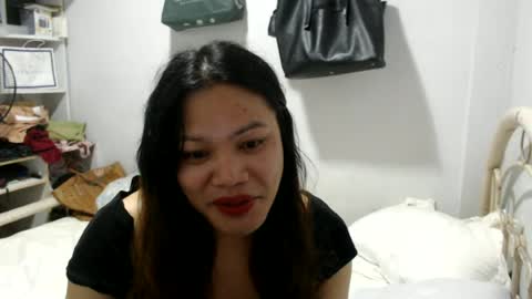 liebewendy2026 online show from June 25, 2026, 5:23 am