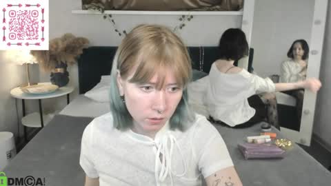 Lili online show from May 30, 2026, 3:14 am